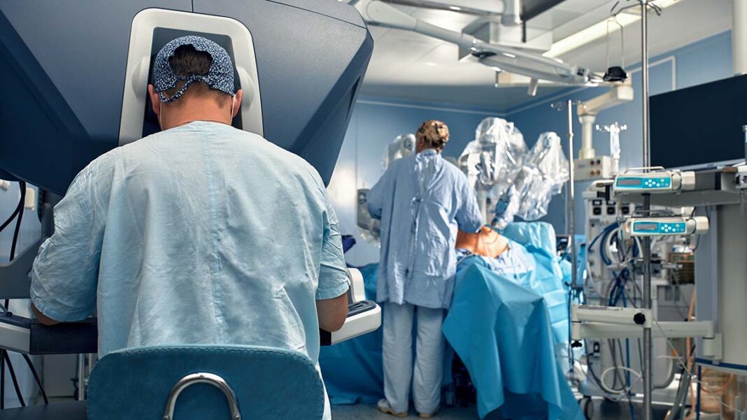 Επαναστατική Ρομποτική Χειρουργική: Ο Όμιλος HHG Σαρώνει με το Σύστημα Da Vinci

