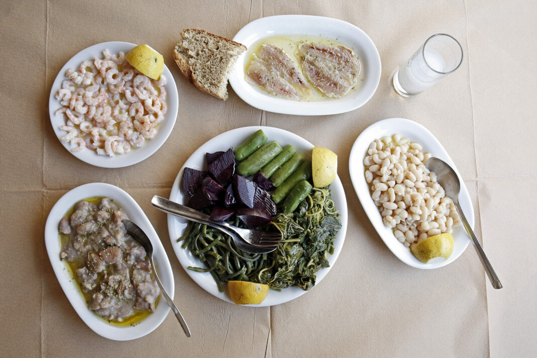 Η κουλτούρα του ούζου στη Μυτιλήνη και 4 σημεία για να το γευτείτε