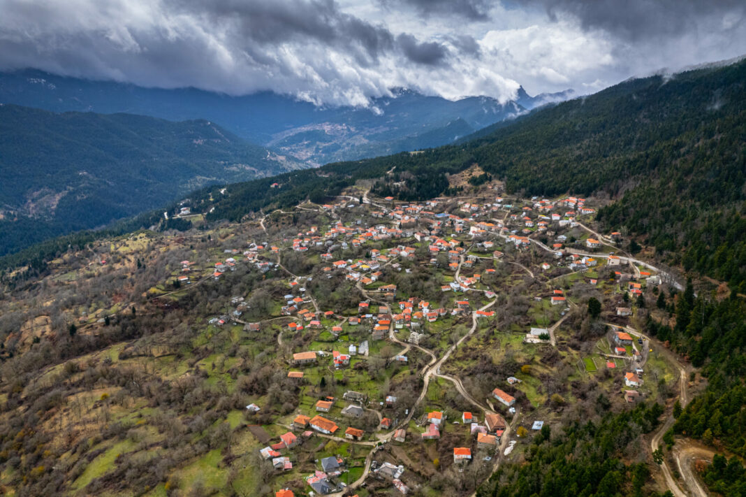 Road Trip στη Γραμμένη Οξυά, το πανέμορφο χωριό της Ορεινής Ναυπακτίας