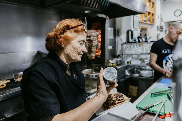 Η αυθεντική γεύση του Snack Express Grill: Μια κουλτούρα γεύσης που ενώνει τη Θεσσαλονίκη