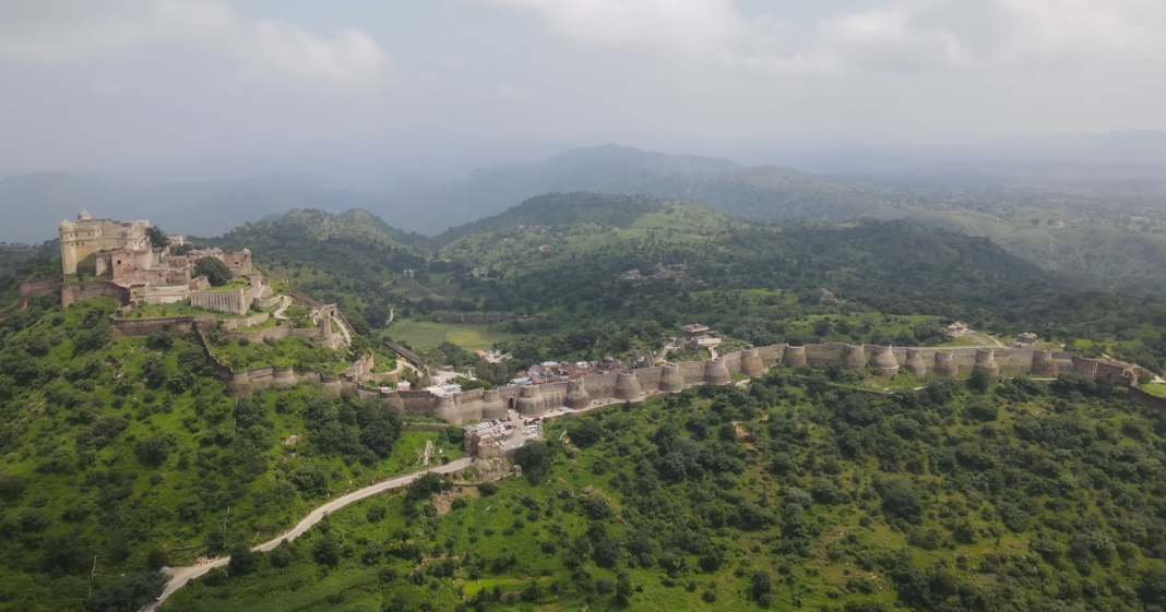 Κουμπάλγκαρ: Το ανίκητο φρούριο της Ινδίας που αναδεικνύει την ανθρωποθυσία και το στρατηγικό του σχεδιασμό