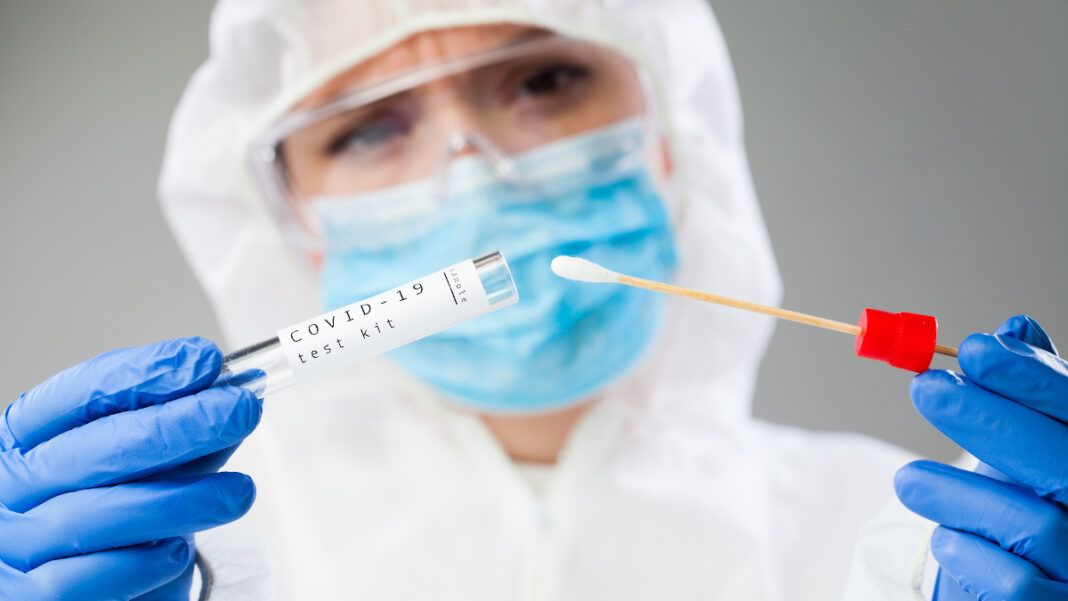 Νέα συστάσεις από τους επιστήμονες: Ποιοι πρέπει να εμβολιαστούν άμεσα και δεν απαιτείται υποχρεωτική χρήση μάσκας

