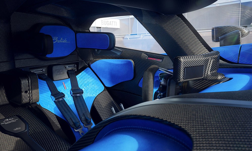 Τα εκπληκτικά καθίσματα της Bugatti Bolide: Όταν η πολυτέλεια συναντά την τεχνολογία του αθλητισμού
