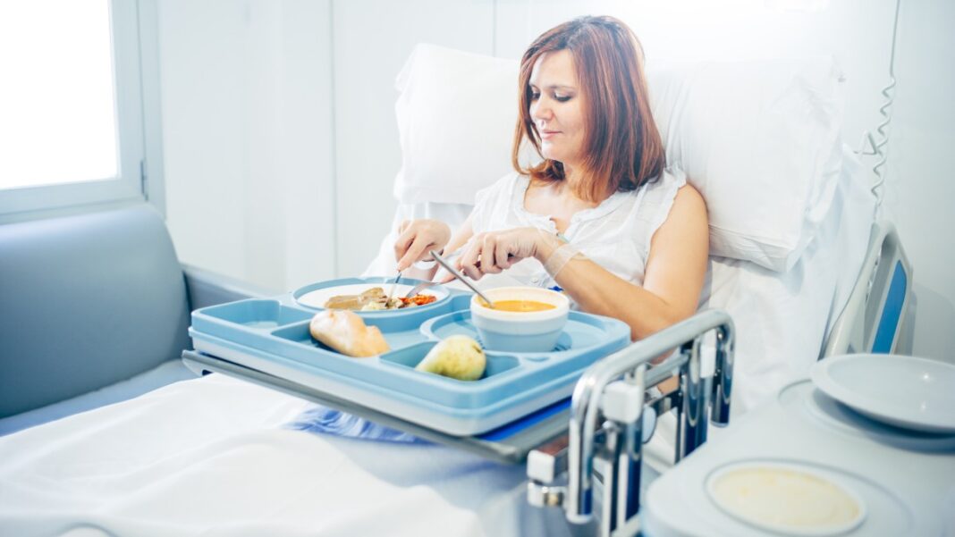 Γαστρονομική Ιατρική: Ένας σεφ αποκαλύπτει τα μυστικά του φαγητού στα νοσοκομεία