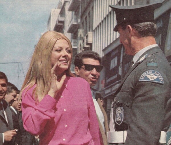 Όταν η αξιαγάπητη Ιταλίδα ηθοποιός Σάντρα Μίλο περιπλανιόταν στην Αθήνα την άνοιξη του 1967