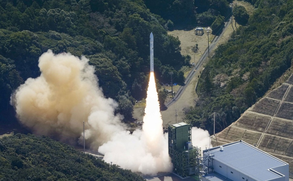 Έκρηξη κατά την εκτόξευση του πρώτου διαστημικού πύραυλου της Ιαπωνίας: Μια απώλεια για την αεροδιαστημική βιομηχανία
