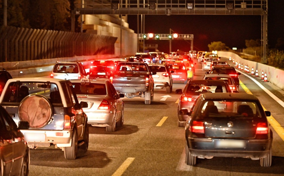 Ο χάρος των οδηγών στην Αθήνα: Τεράστια προβλήματα και επικίνδυνες καθυστερήσεις
