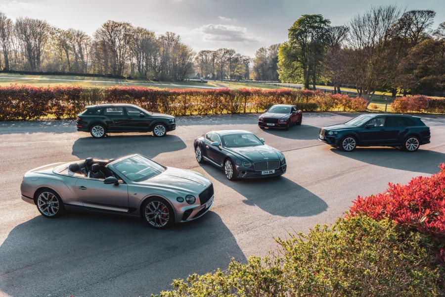 Νέα συνείδηση των πελατών αλλάζει το τοπίο των πωλήσεων της Bentley
