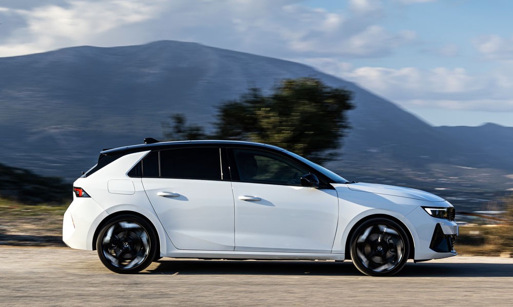 ΝέοΟλοκαίνουργιο Opel Astra GSe: Ένα hatchback εξηλεκτρισμένο για την επόμενη γενιά
