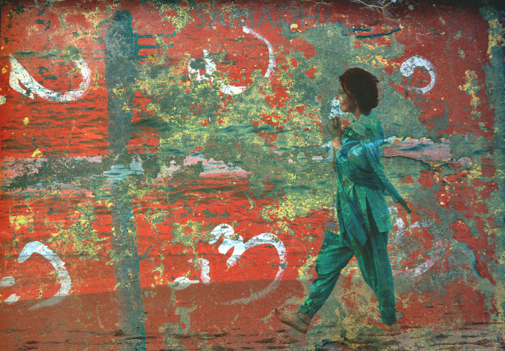 Ο τίτλος μου: "Υπερβαίνοντας τα όρια: Η τέχνη της Τατιάνας Κάσσαρη ALDILÀ"
