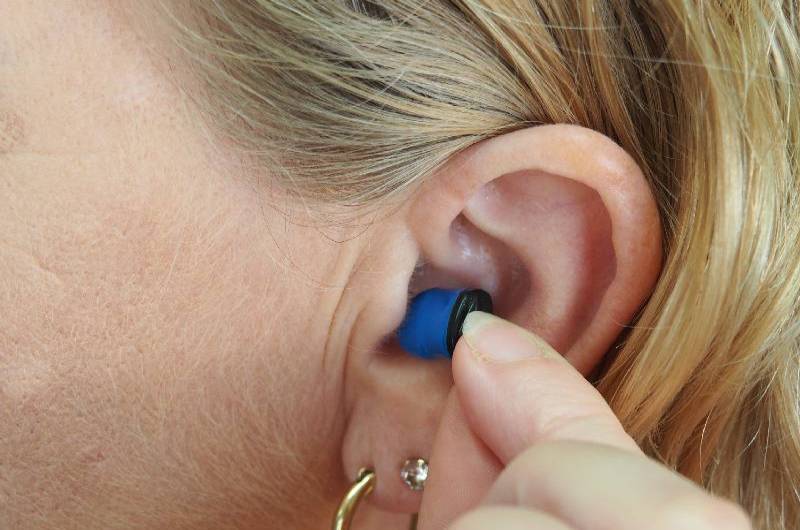 Πώς να αντιμετωπίσετε τα προβλήματα με το ακουστικό βαρηκοΐας
