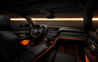 Bentley Bentayga S Black Edition: Το πιο εντυπωσιακό SUV με τη σφραγίδα του μελανού"
