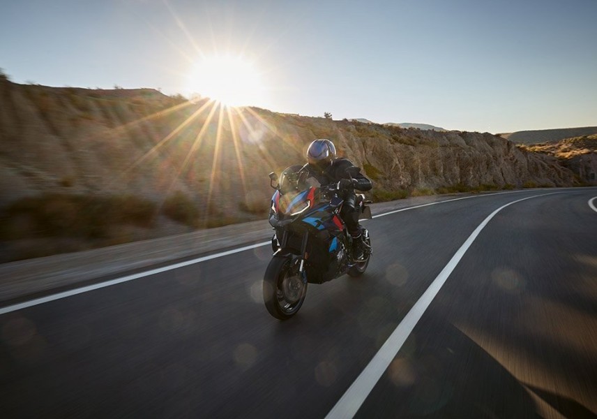 Η BMW Motorrad Hellas παρουσιάζει τα νέα μοντέλα της στην Έκθεση Μοτοσυκλέτας 2024"
