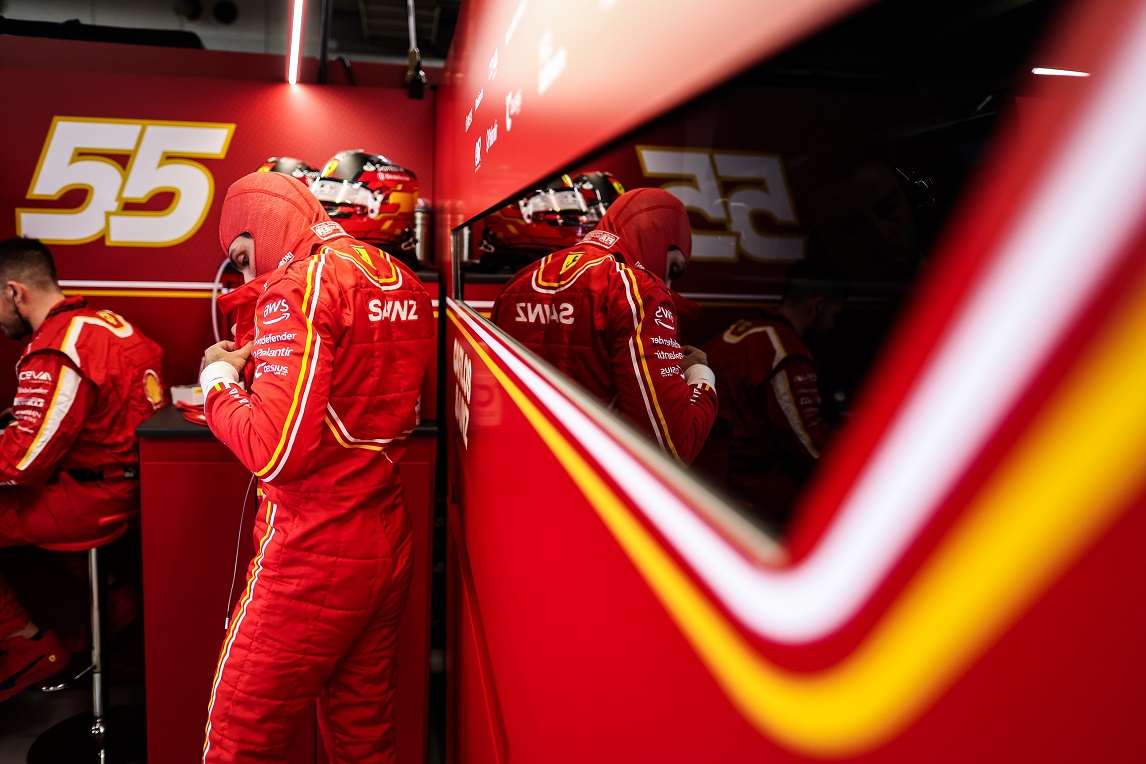 Η επιτυχημένη πορεία της Ferrari και η ανανέωση του Σάινθ: Μια νέα εποχή ξεκινά!"
