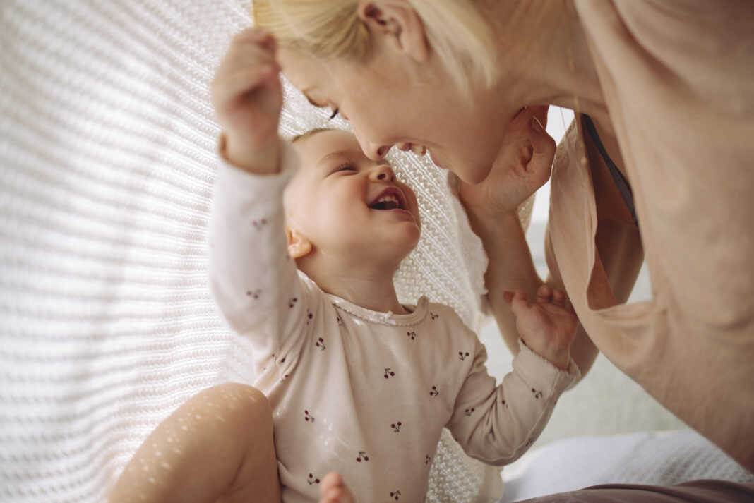 Η μητρότητα: Ένα ταξίδι γεμάτο αγάπη και θαύματα