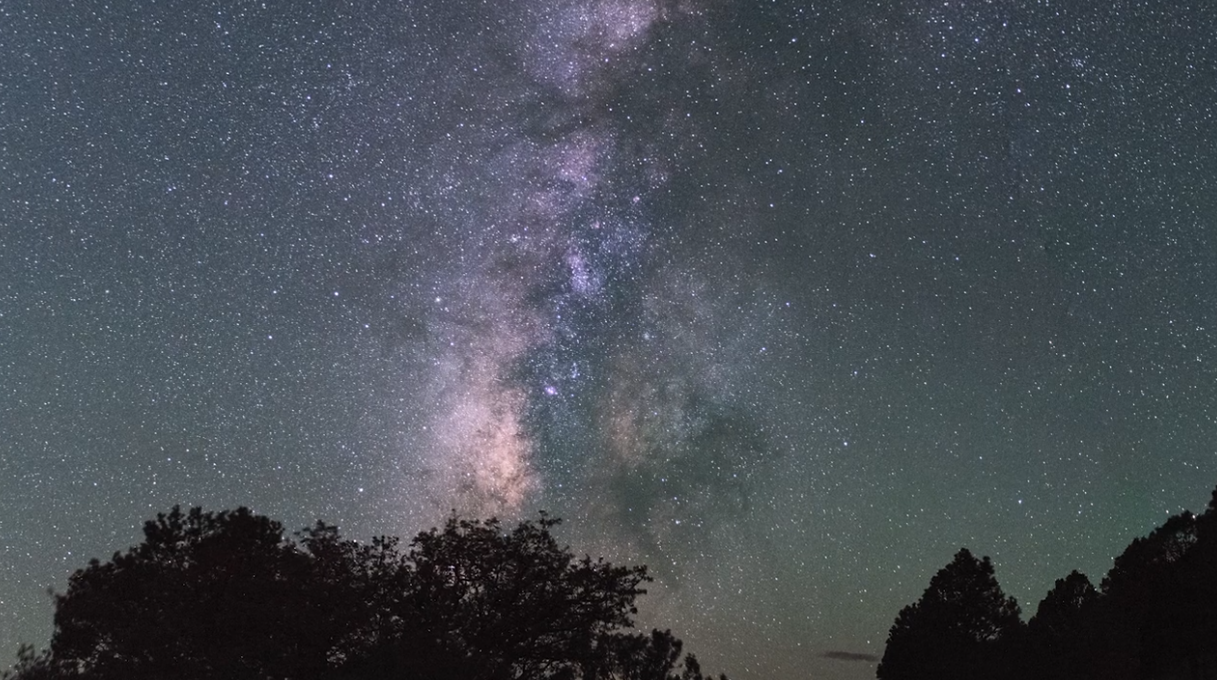Περιορισμός της φωτορύπανσης: Πώς θα απολαμβάνουν τα αστέρια οι επόμενες γενιές;
